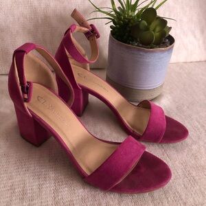 ‼️Final SALE‼️EUC Chinese Laundry Pumps